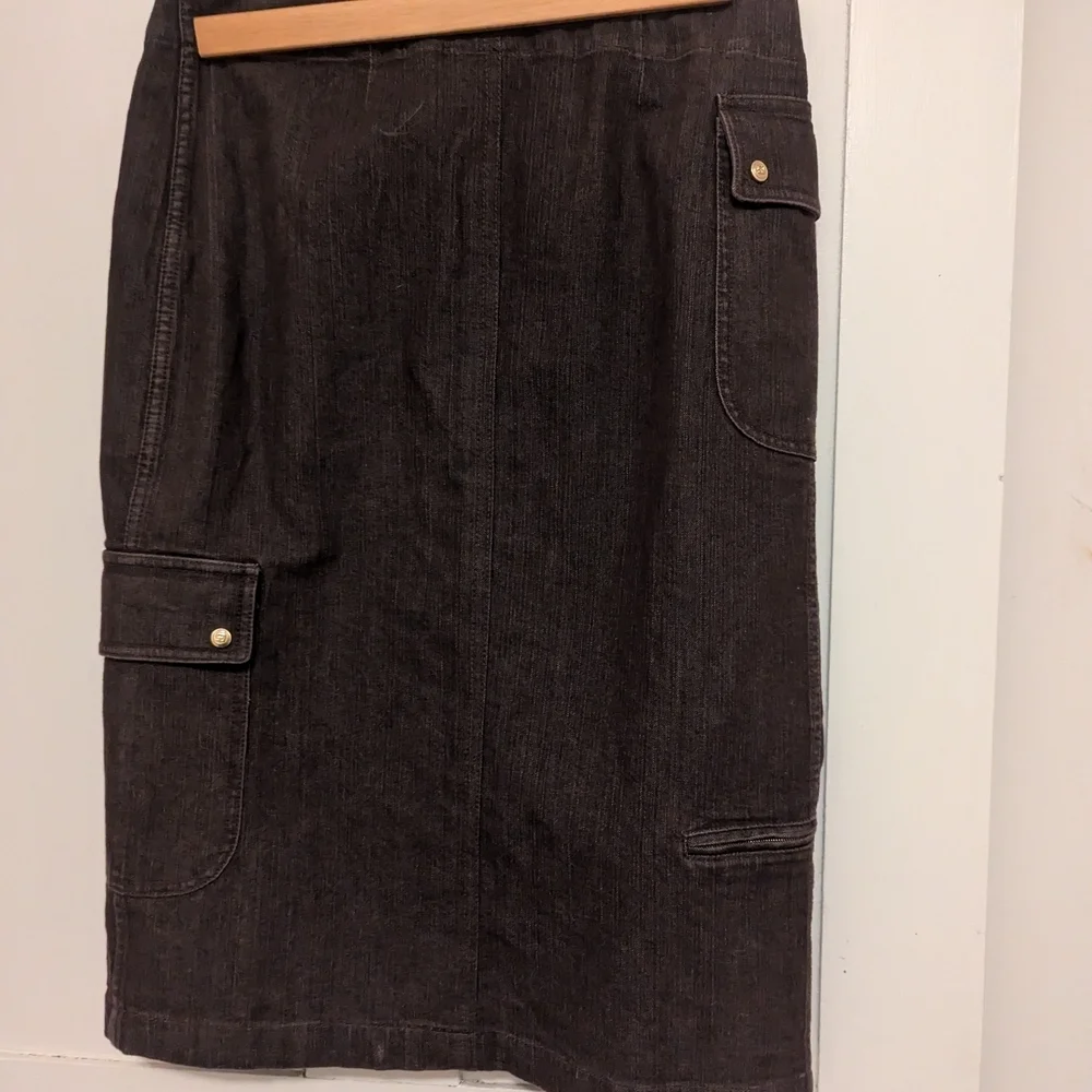 🟤 St. John Sport by Marie Gray Mocha Skirt size 8 cargo denim zippers pockets